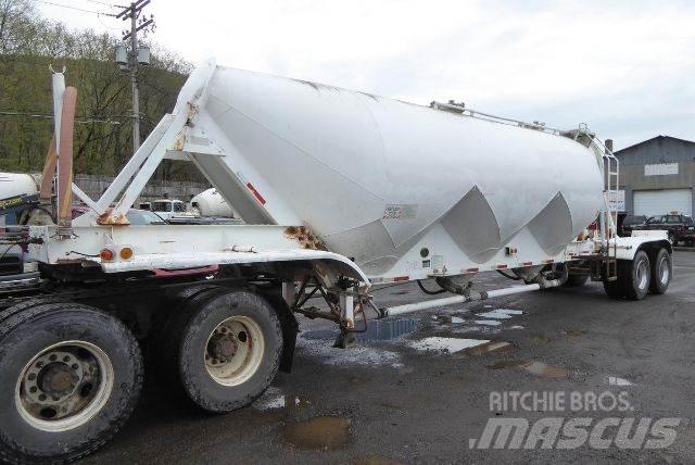 Fruehauf Bulk Reboques cisterna