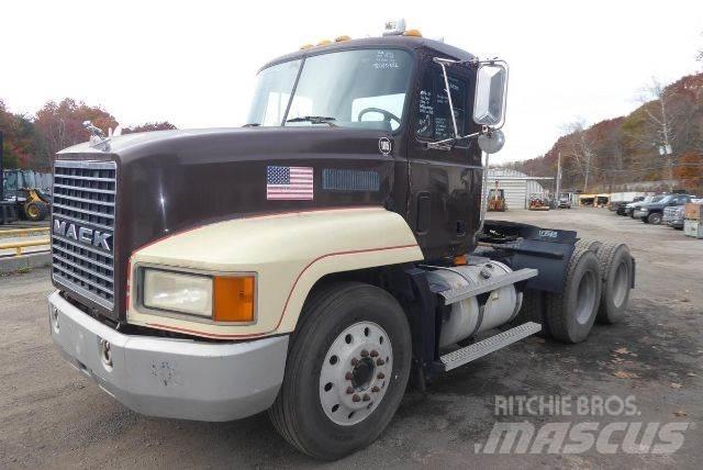 Mack CH613 Camiões de chassis e cabine