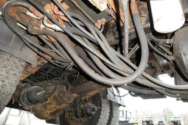 Mack CV712 Camiões basculantes