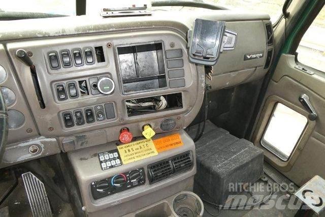 Mack CXN612 Camiões de chassis e cabine