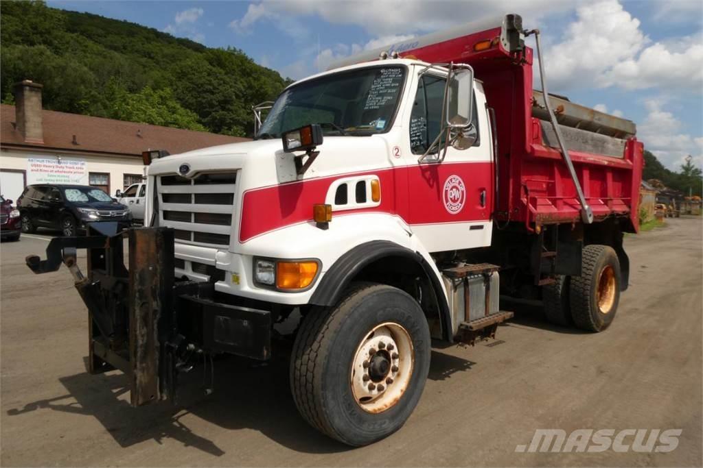 Sterling L7501 Camiões basculantes