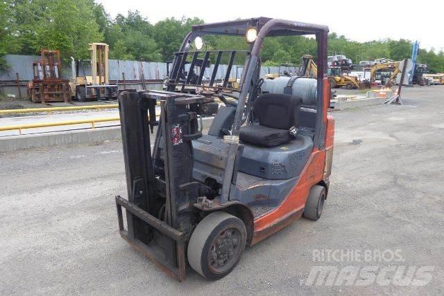 Toyota 8FGCU25 Empilhadores - Outros