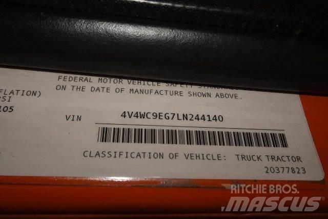 Volvo VNR64T300 Camiões de chassis e cabine
