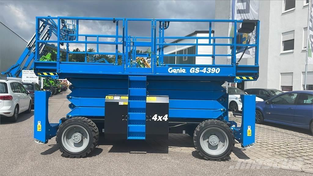 Genie GS-4390RT Elevadores de tesoura