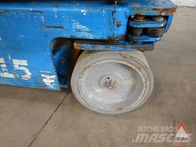Genie GR-15 Elevadores braços articulados