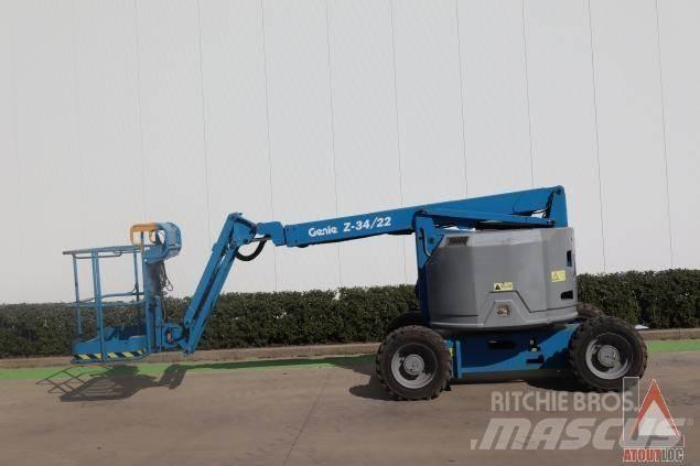 Genie Z34-22RT Elevadores braços articulados