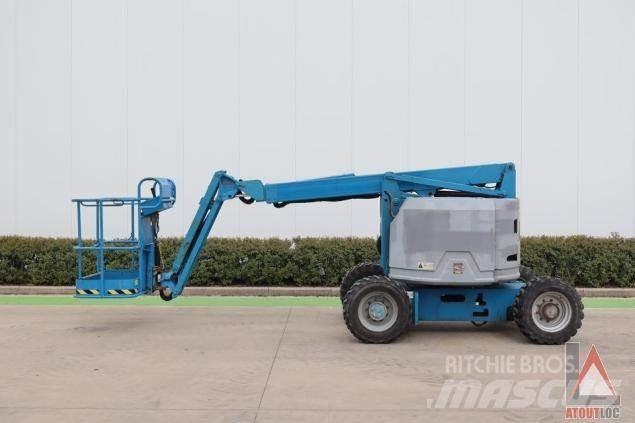 Genie Z34-22RT Elevadores braços articulados