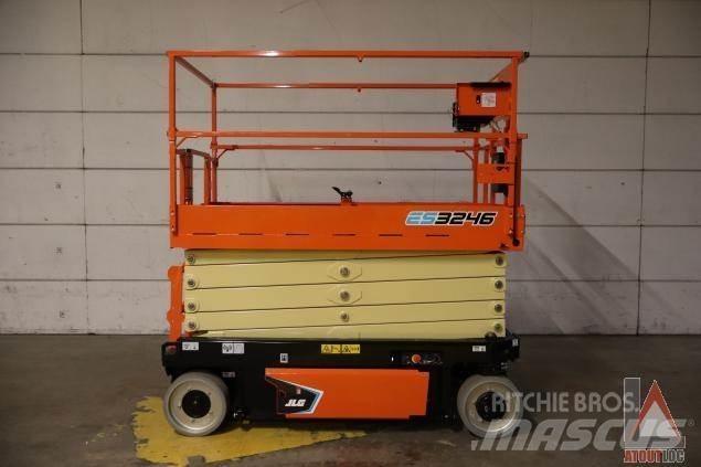 JLG 3246ES Elevadores braços articulados