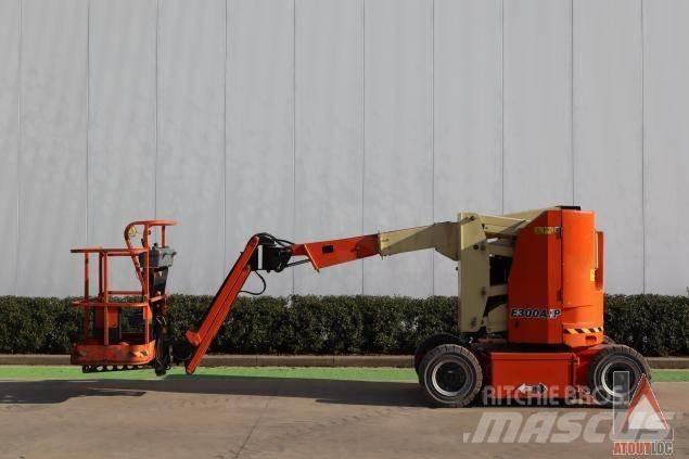 JLG E300AJP Elevadores braços articulados