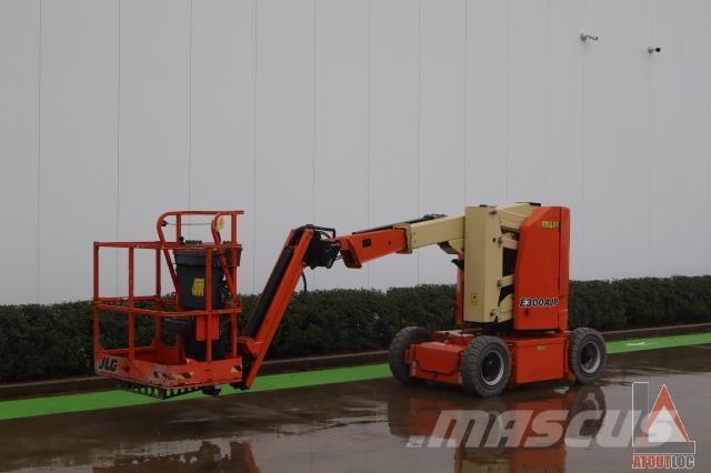 JLG E300AJP Elevadores braços articulados