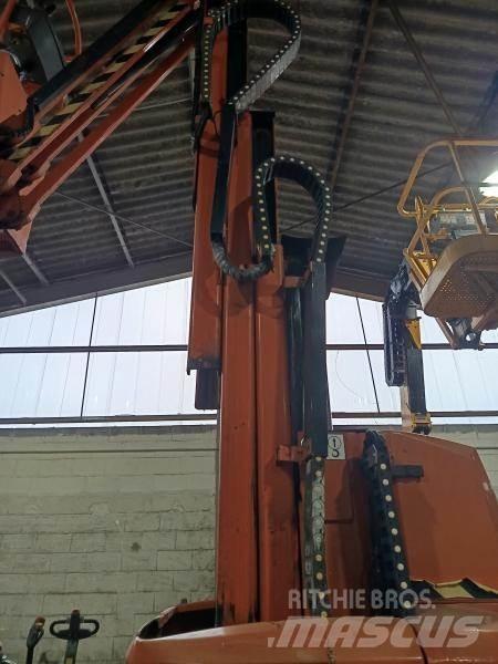 JLG TOUCAN 1010 Elevadores braços articulados