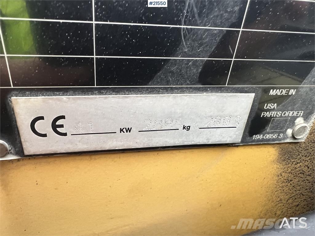 CAT 226 Minicarregadeiras