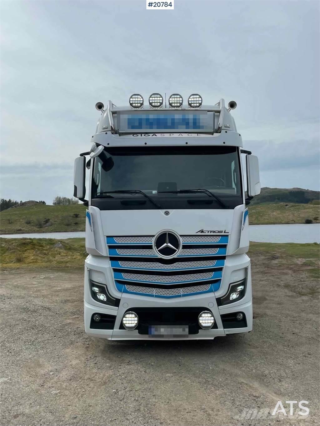 Mercedes-Benz Actros Caminhões de caixa fechada