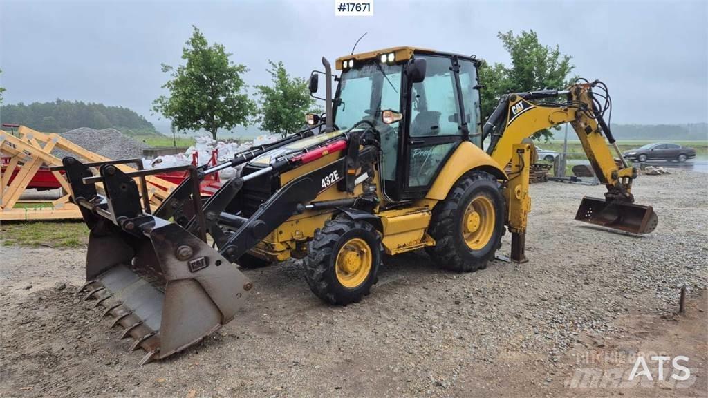 CAT 432E Retroescavadeiras