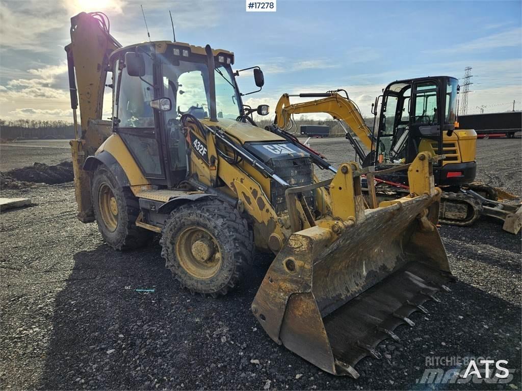 CAT 432F Retroescavadeiras