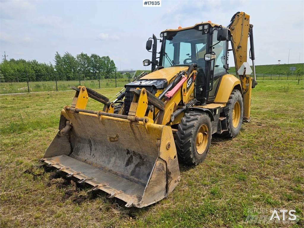 CAT 432F Retroescavadeiras