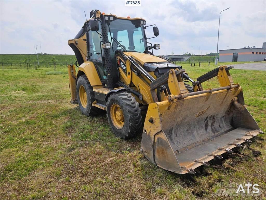 CAT 432F Retroescavadeiras