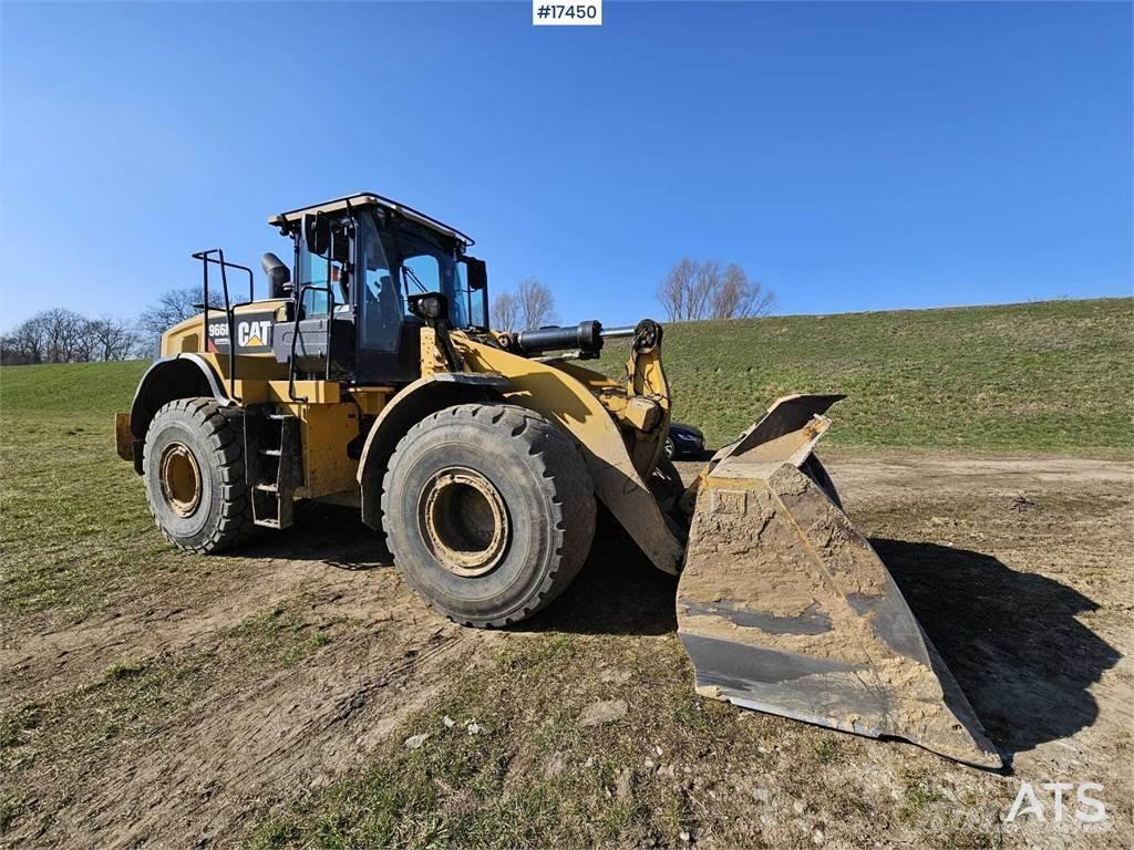 CAT 966M Carregadeiras de rodas