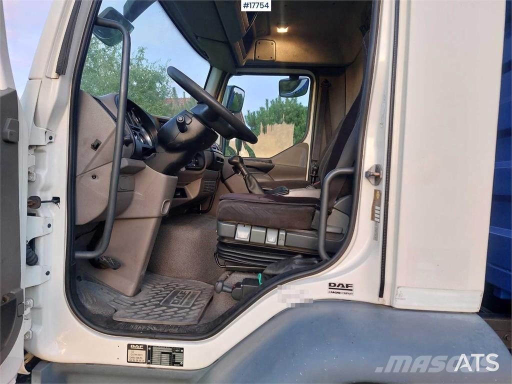 DAF LF 55.300 Camiões basculantes