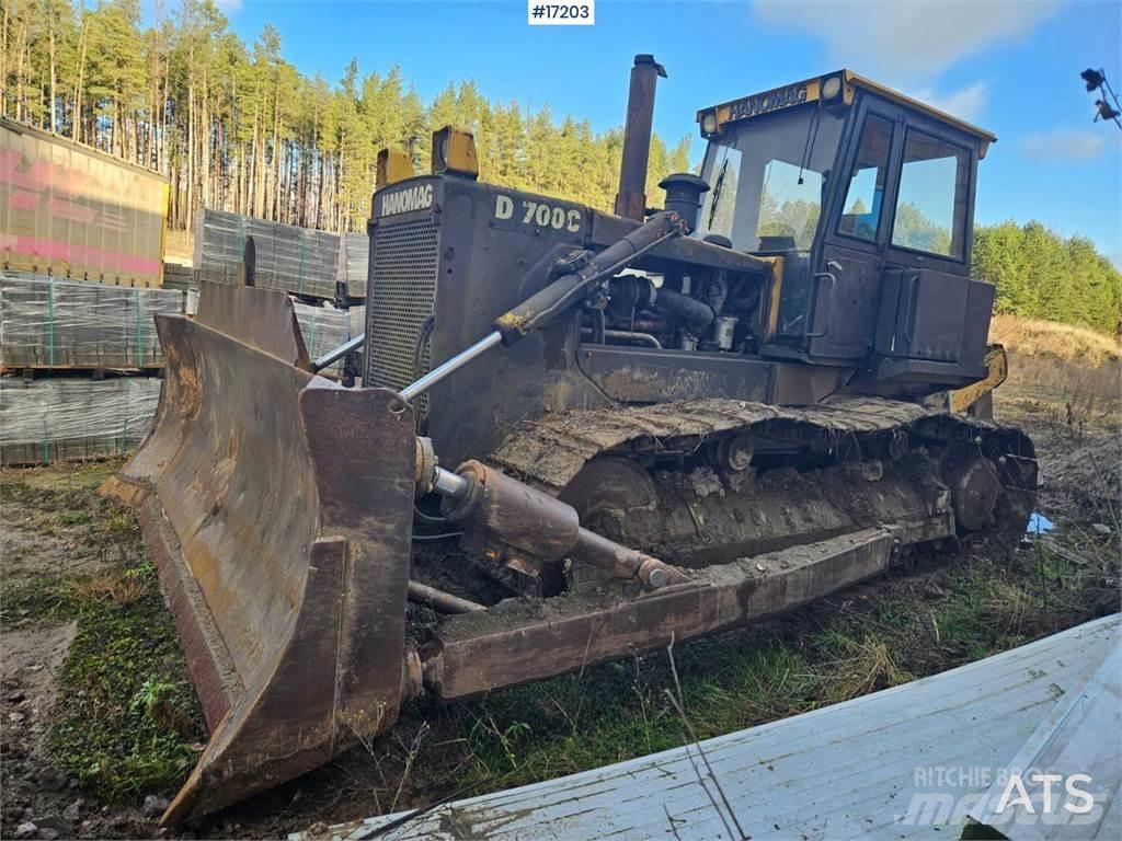Hanomag D700 C Dozers - Tratores rastos
