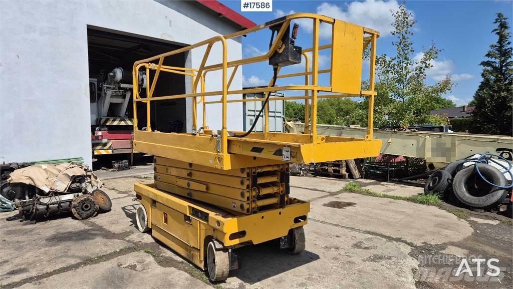 Haulotte Compact 12 Elevadores de tesoura