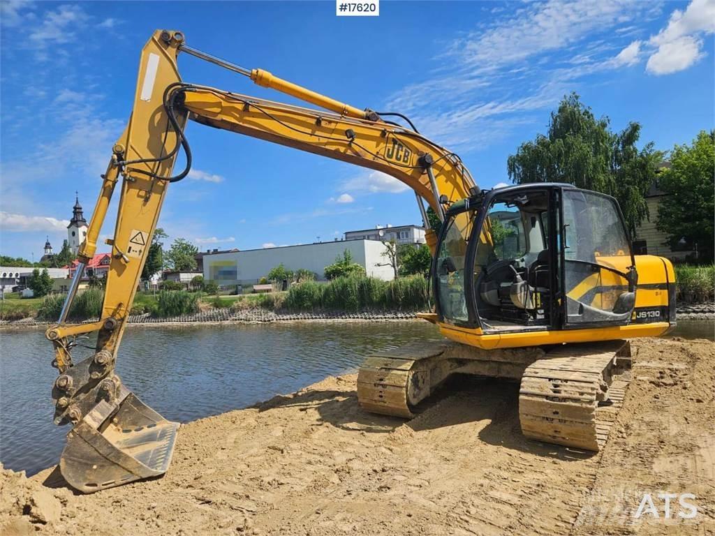 JCB JS 130 Escavadeiras de esteiras