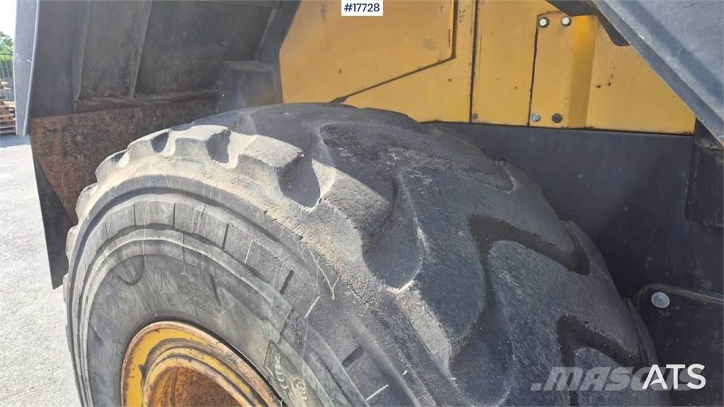 Komatsu WA380-5H Carregadeiras de rodas