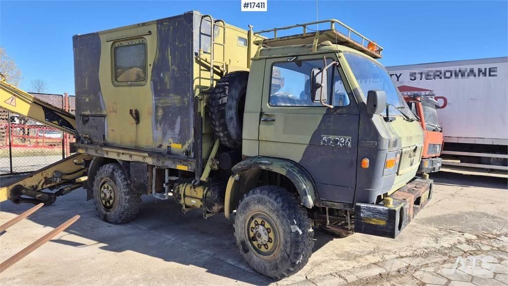 MAN 8.136 Caminhões de caixa fechada