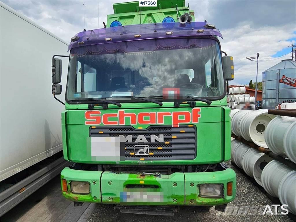 MAN F2000 Camiões basculantes