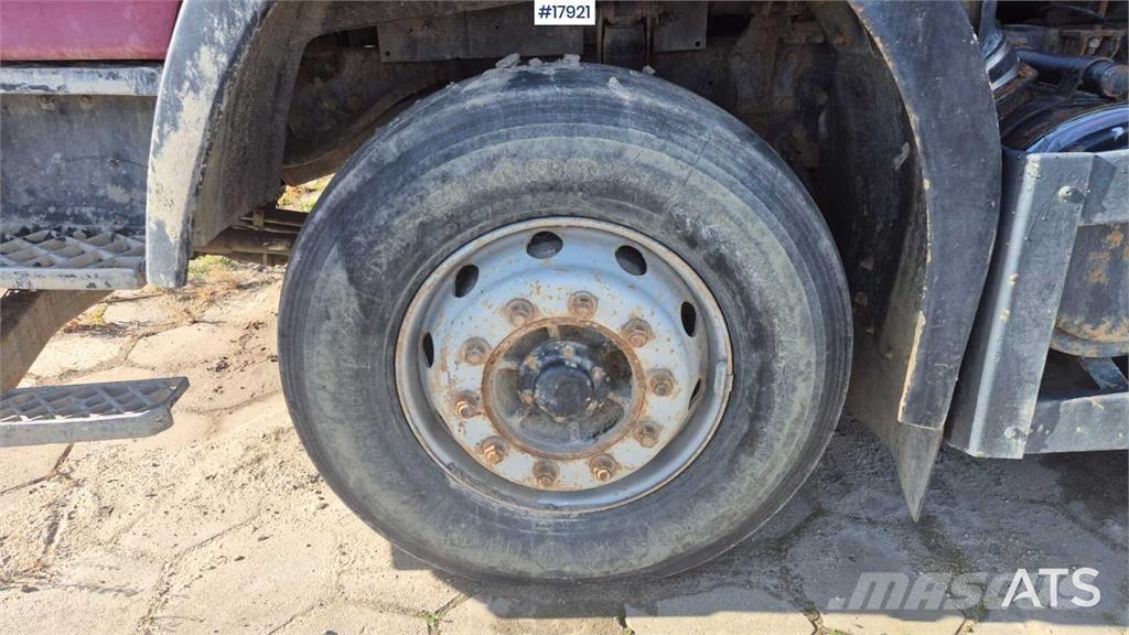 MAZ 650136 Camiões basculantes