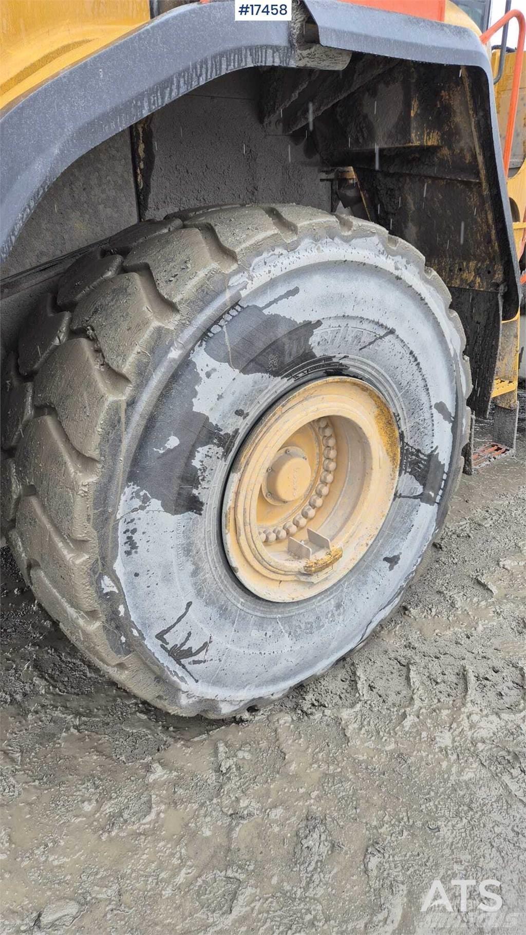 Volvo L220H Carregadeiras de rodas