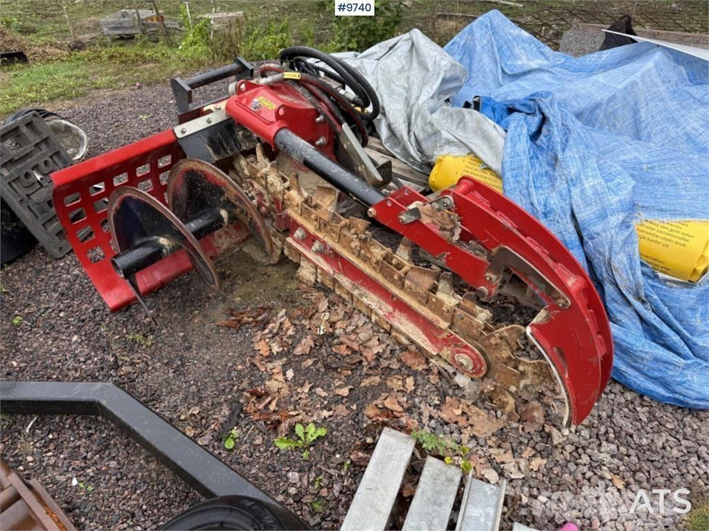 Auger Torque XHD 900 Retroescavadoras