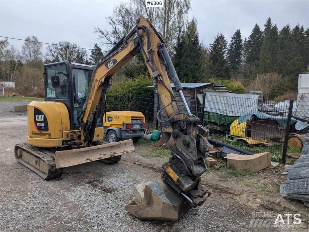 CAT 303.5ECR Miniescavadeiras