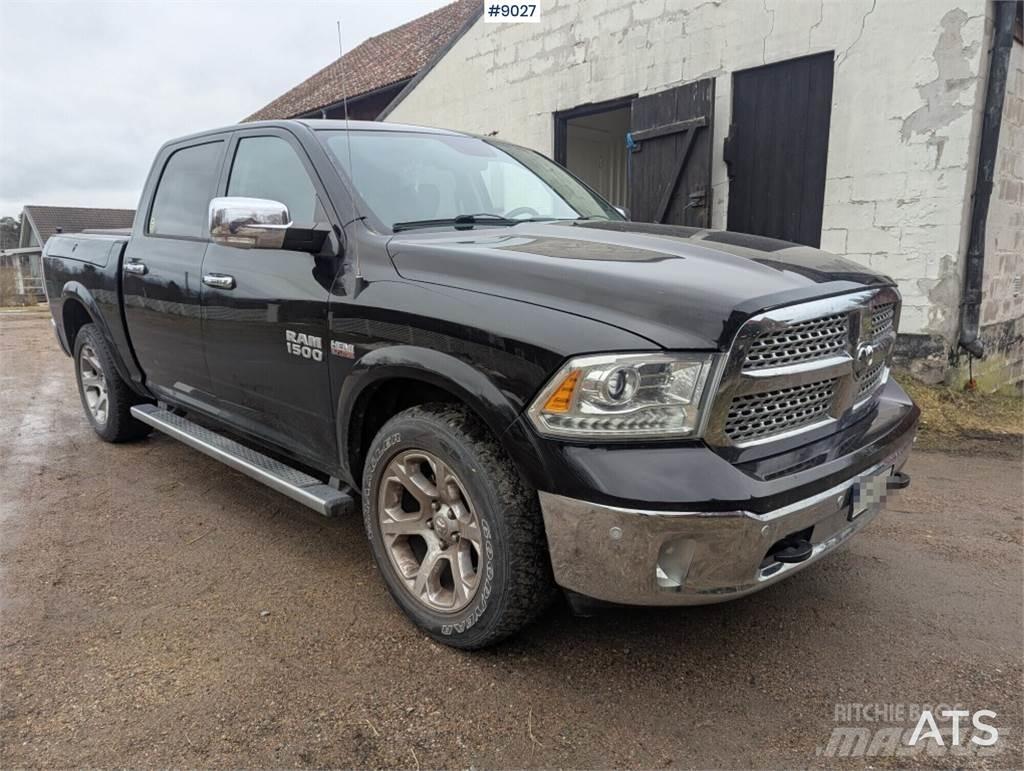 Dodge RAM 1500 Carrinhas de caixa fechada