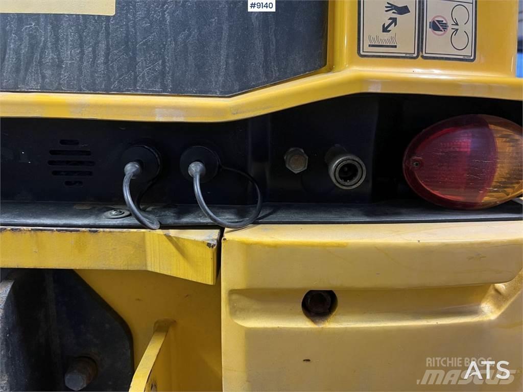 JCB 409 T4 Dozers Tratores rodas