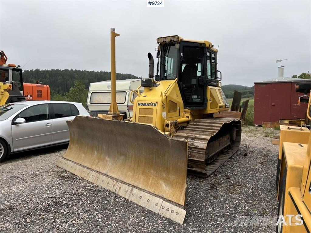 Komatsu D51PX-22 Dozers - Tratores rastos