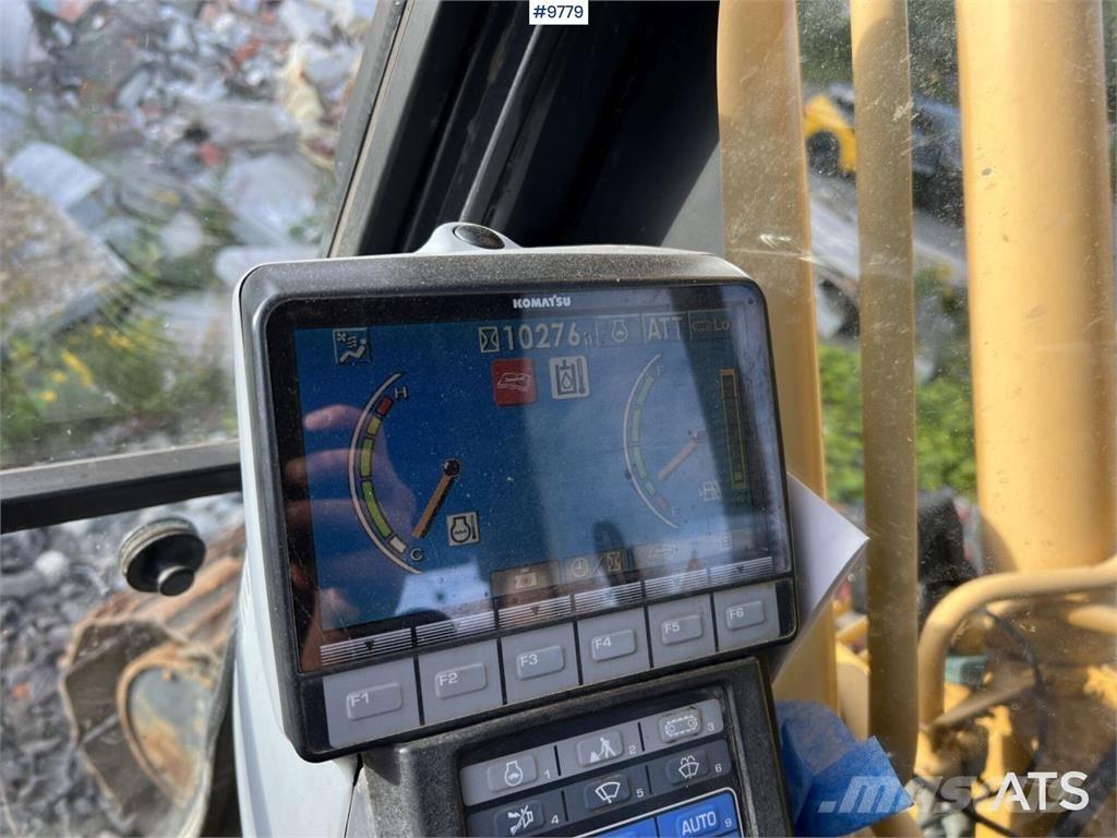 Komatsu PC210LC-8 Escavadeiras de esteiras