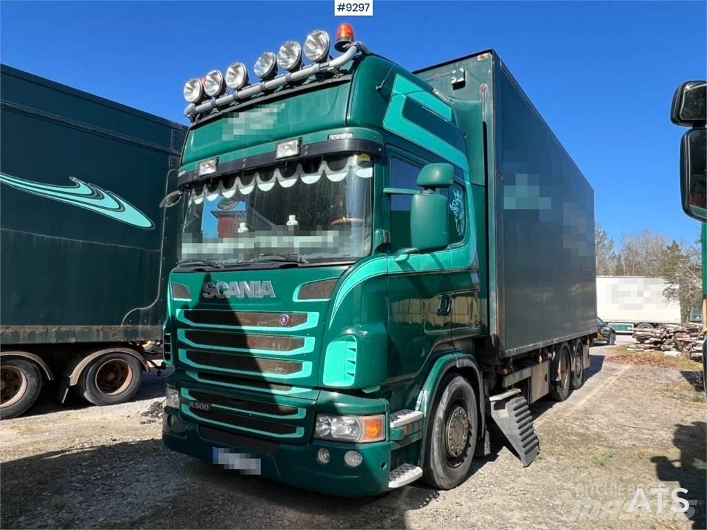 Scania R500LB6X2*4HNB Caminhões de caixa fechada