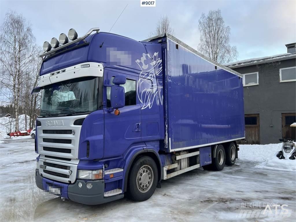Scania R560 Caminhões de caixa fechada