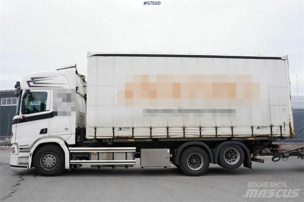 Scania R580 Caminhões de caixa fechada
