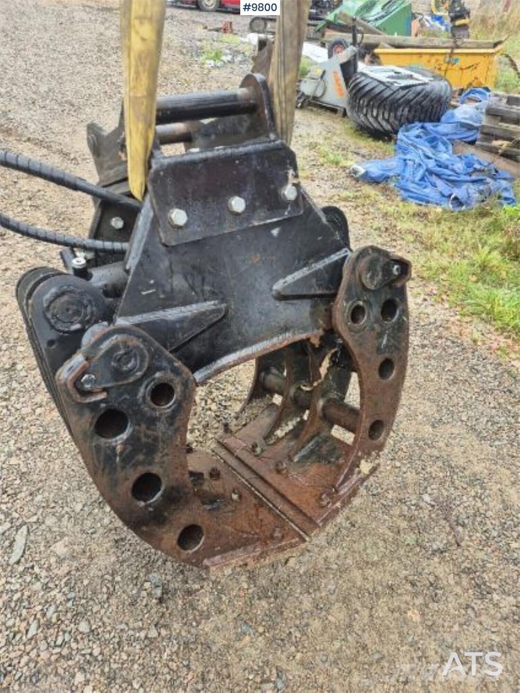 SE Equipment SES 20 Retroescavadoras