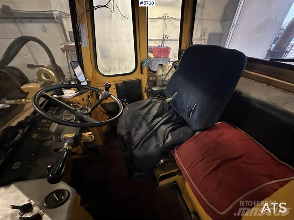 Volvo BM 4400 Dozers Tratores rodas