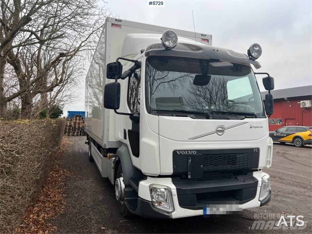 Volvo FL 42 R Caminhões de caixa fechada