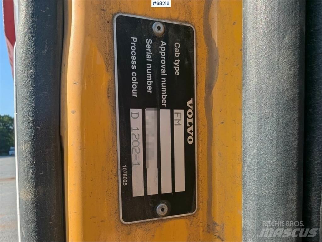 Volvo FMX 6X2 Camiões basculantes