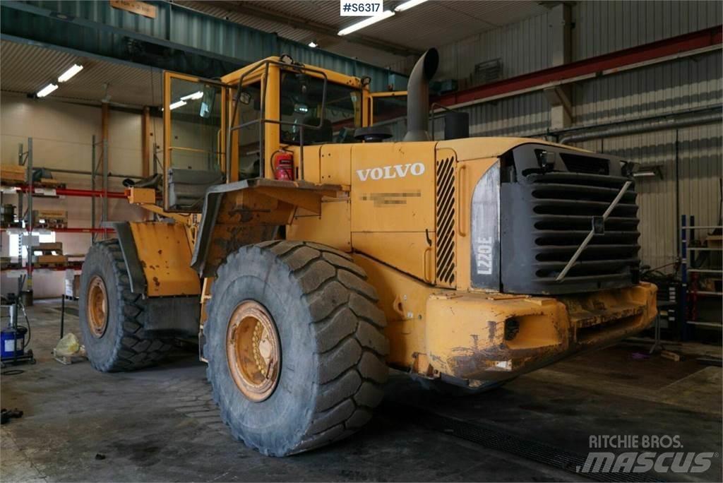 Volvo L220E Carregadeiras de rodas