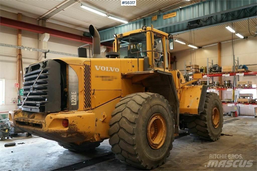 Volvo L220E Carregadeiras de rodas