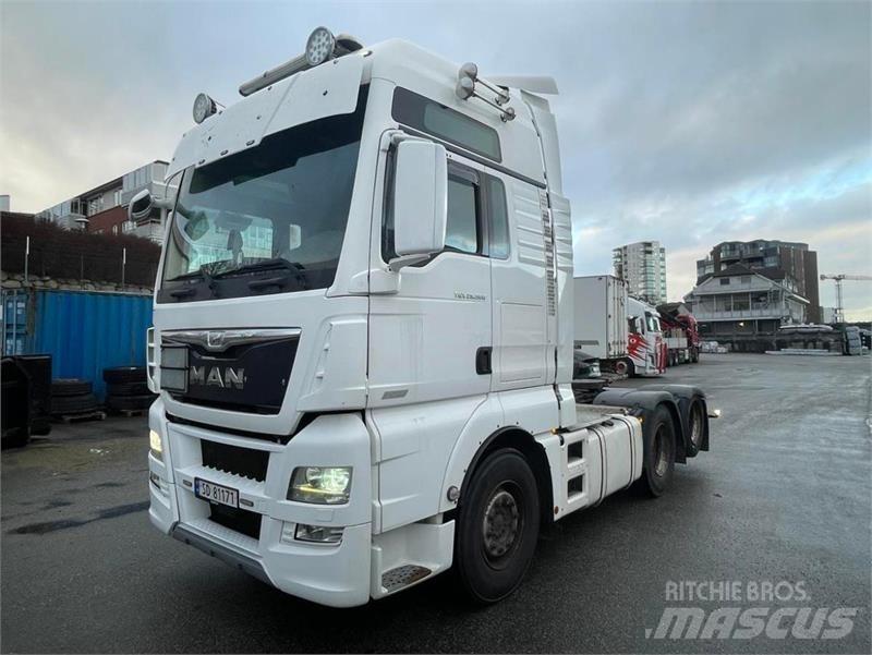 MAN TGX Cavalos Mecânicos
