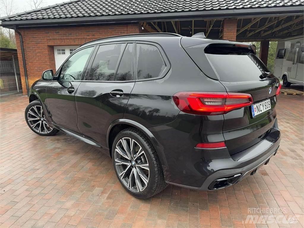 BMW  Automóvel