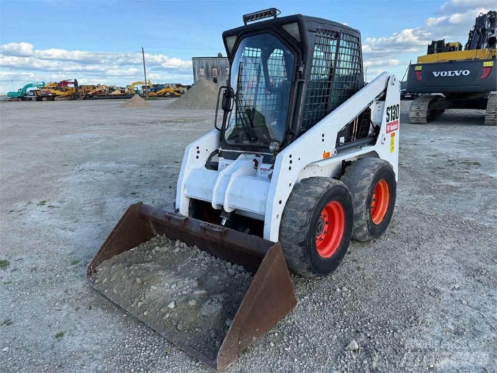Bobcat S130 Mini carregadoras