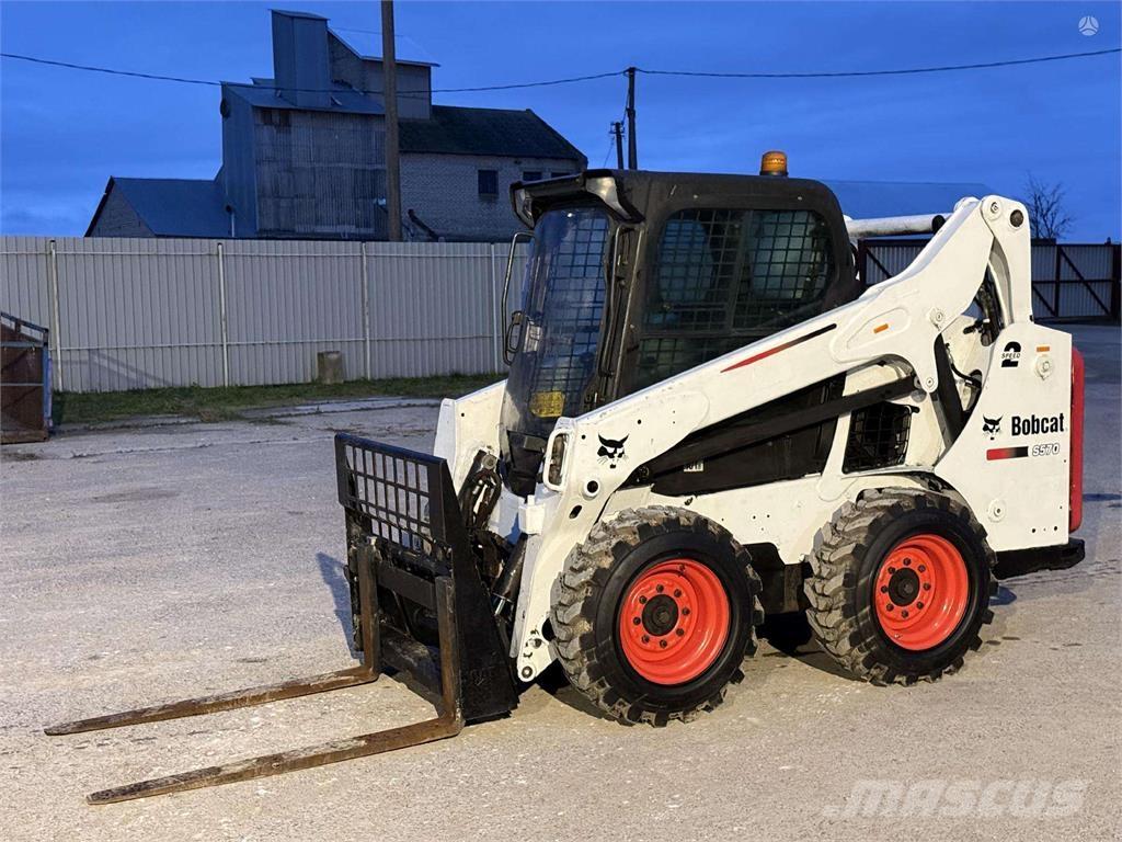 Bobcat S570 Mini carregadoras